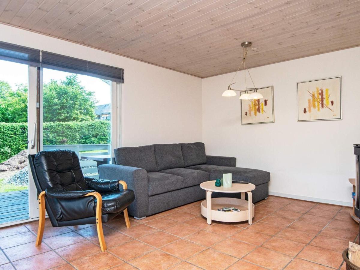 4 Person Holiday Home In B Rkop Børkop Zewnętrze zdjęcie