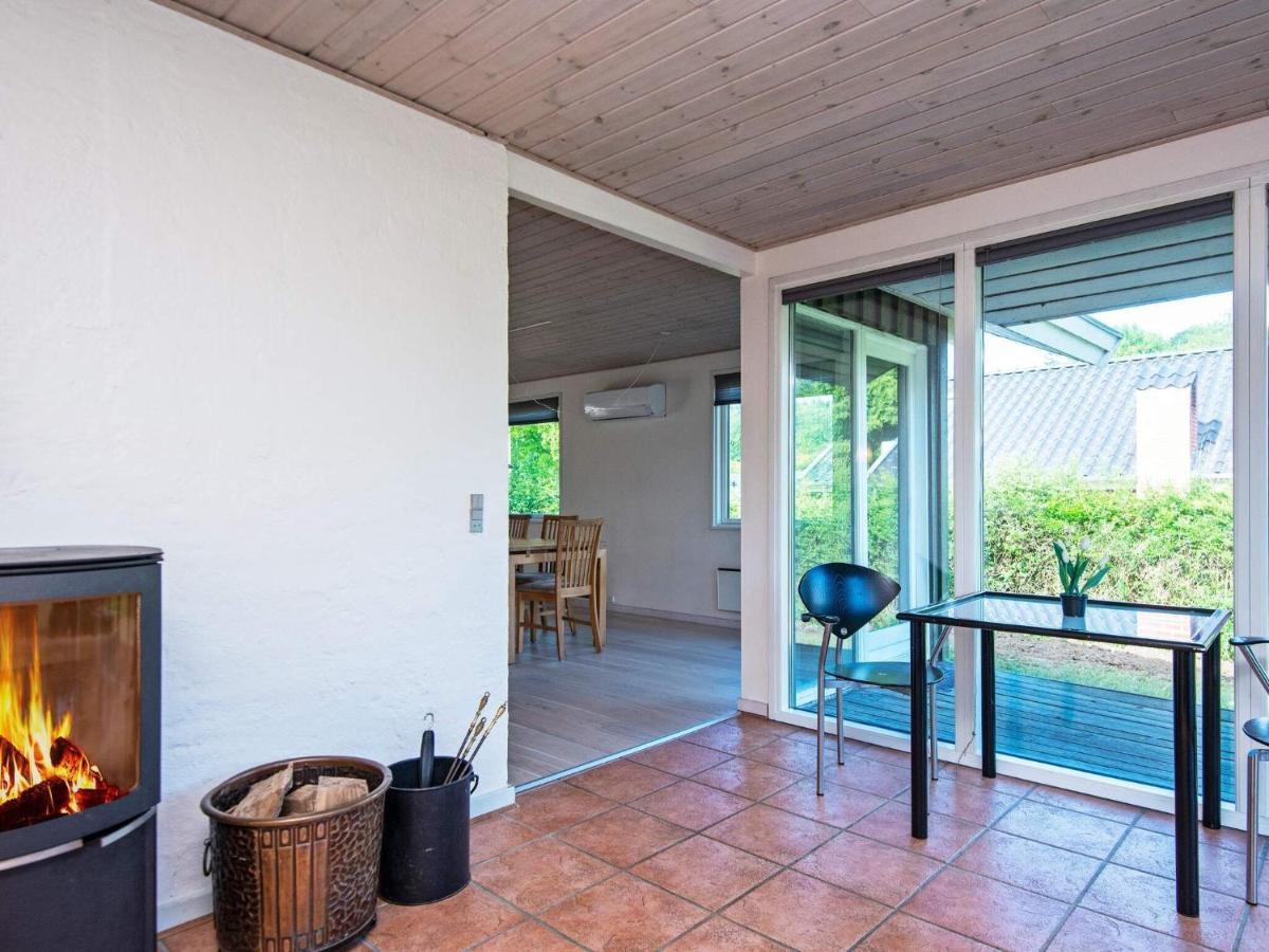 4 Person Holiday Home In B Rkop Børkop Zewnętrze zdjęcie
